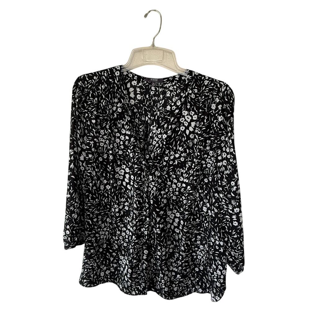 NYDJ Women’s XL Black White Floral Blouse 3/4 Sleeve Pleated Tunic Top - Picture 2 of 9